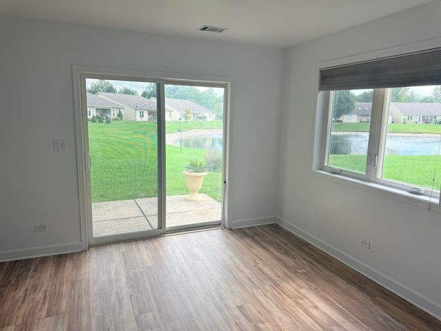 6289 Grosbeak Court, Hobart, IN 46342