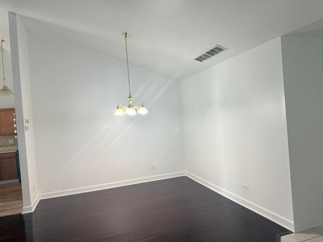 6289 Grosbeak Court, Hobart, IN 46342