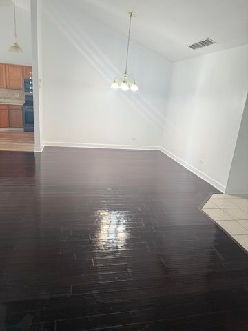 6289 Grosbeak Court, Hobart, IN 46342