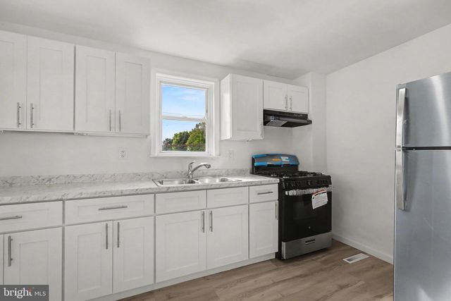 1716 N 6TH ST, Harrisburg, PA 17102
