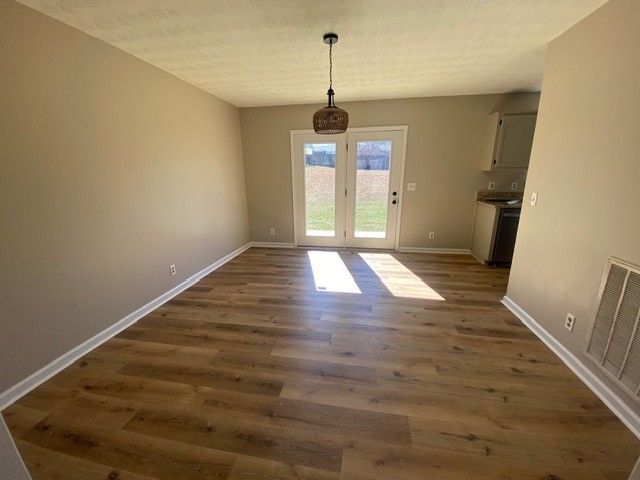 2515 Queen Anne Ct, Springfield, TN 37172