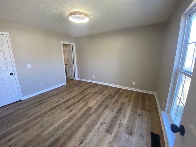 2515 Queen Anne Ct, Springfield, TN 37172