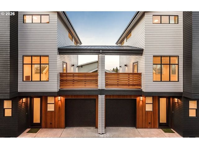 77 Ne 58TH Ave, Portland, OR 97213