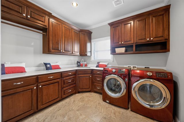 128 Whispering Winds Drive, Gunter, TX 75058