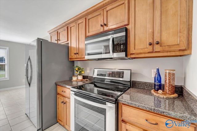 507 Shaw Road NW, Hartselle, AL 35640