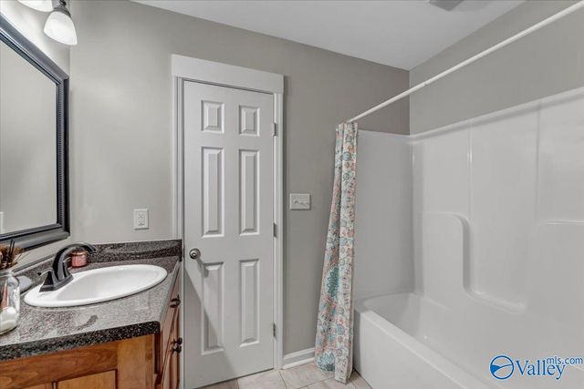 507 Shaw Road NW, Hartselle, AL 35640