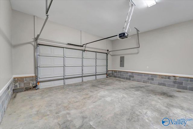 507 Shaw Road NW, Hartselle, AL 35640