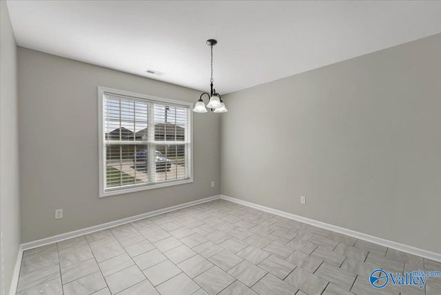 507 Shaw Road NW, Hartselle, AL 35640