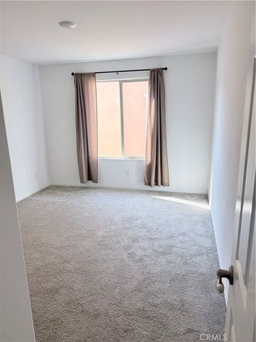 729 S Sumac, Rialto, CA 92376