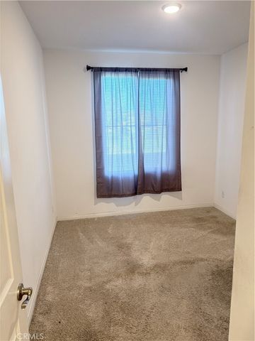 729 S Sumac, Rialto, CA 92376