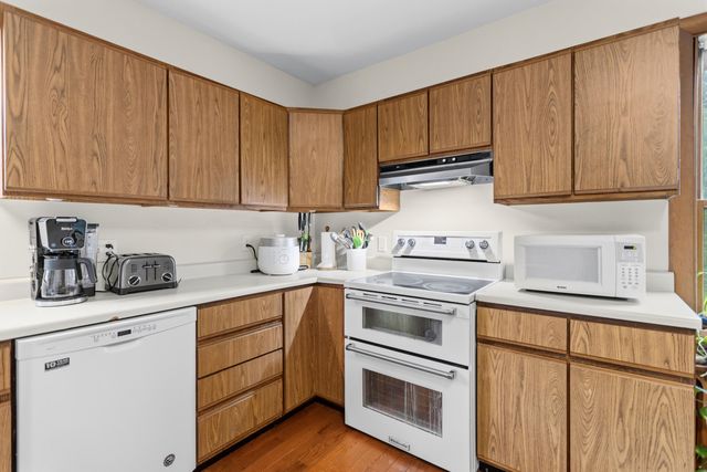 11 Summer Street, Goffstown, NH 03045