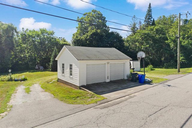 11 Summer Street, Goffstown, NH 03045
