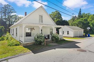11 Summer Street, Goffstown, NH 03045