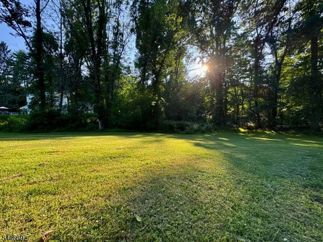 82 Catswamp Rd, Allamuchy Twp., NJ 07840