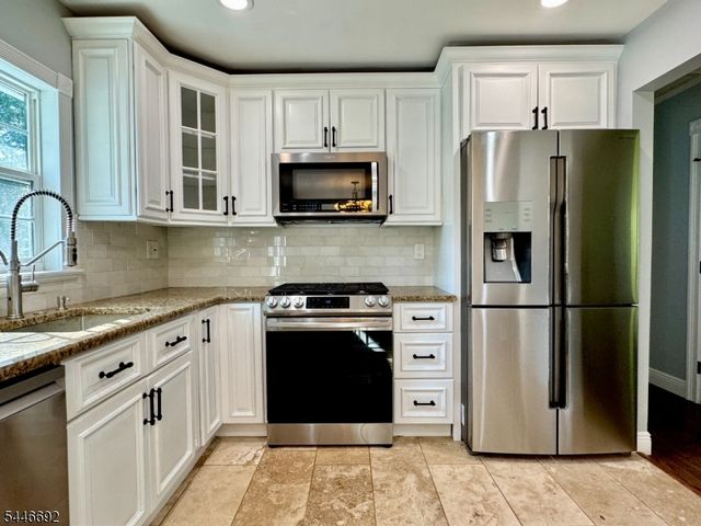 82 Catswamp Rd, Allamuchy Twp., NJ 07840