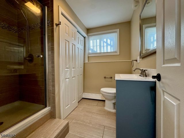 82 Catswamp Rd, Allamuchy Twp., NJ 07840