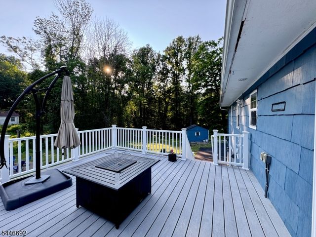 82 Catswamp Rd, Allamuchy Twp., NJ 07840