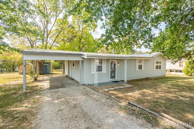 151 Highway RA, Wappapello, MO 63966