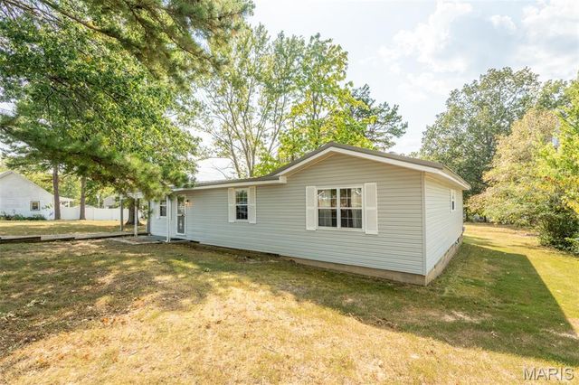 151 Highway RA, Wappapello, MO 63966