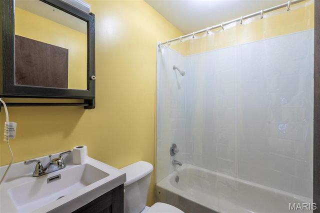 151 Highway RA, Wappapello, MO 63966