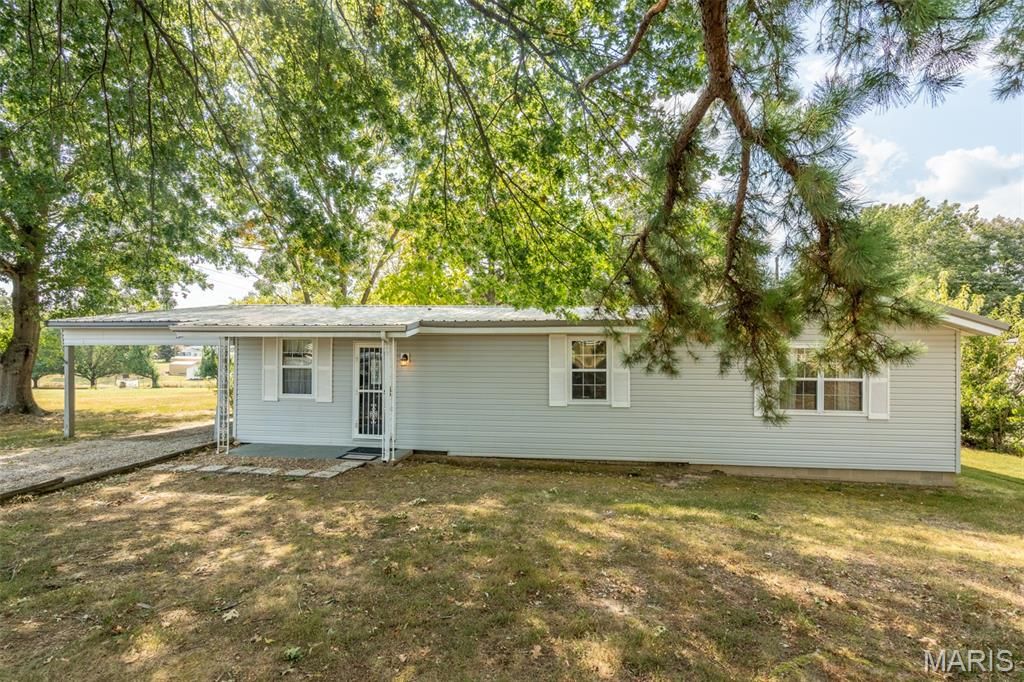 151 Highway RA, Wappapello, MO 63966