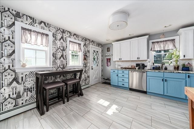 1 Richmond Ave, Milford, MA 01757