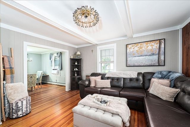 1 Richmond Ave, Milford, MA 01757