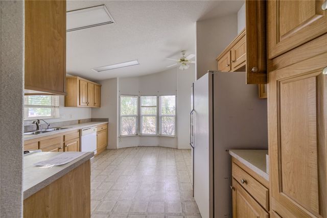 2572 E Sunrise Vista Boulevard, Fort Mohave, AZ 86426