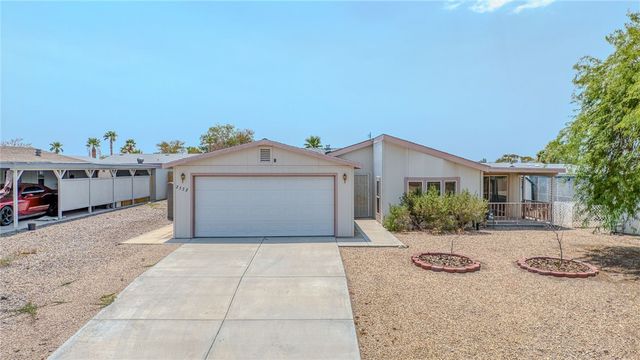 2572 E Sunrise Vista Boulevard, Fort Mohave, AZ 86426