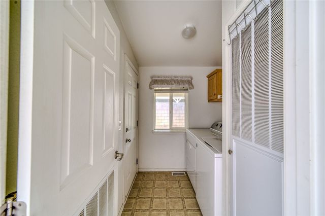 2572 E Sunrise Vista Boulevard, Fort Mohave, AZ 86426