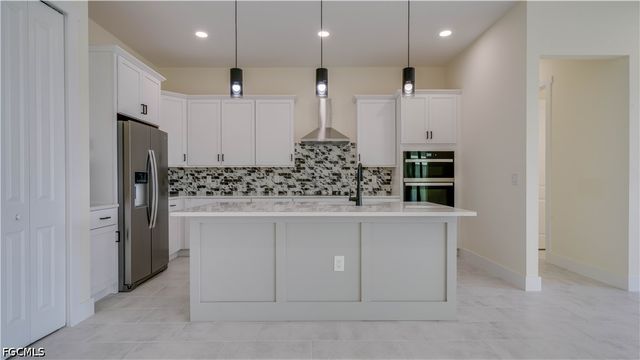 3805 SW 1st ST, Cape Coral, FL 33991