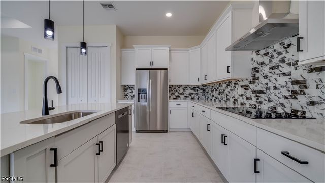 3805 SW 1st ST, Cape Coral, FL 33991