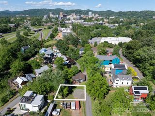 99999 Park Place, Asheville, NC 28801