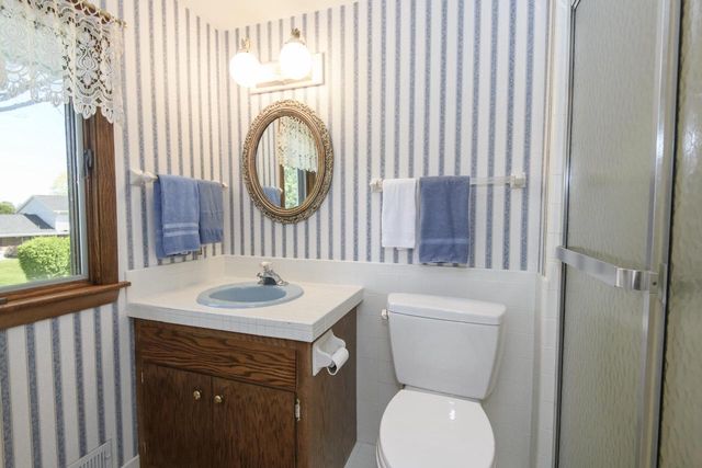 524 Park Crest DRIVE, Thiensville, WI 53092