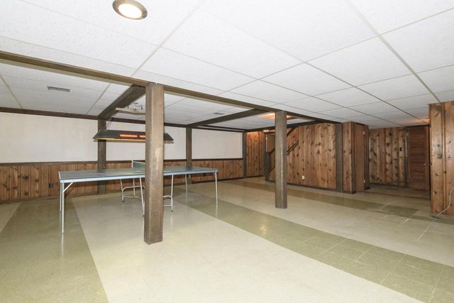 524 Park Crest DRIVE, Thiensville, WI 53092
