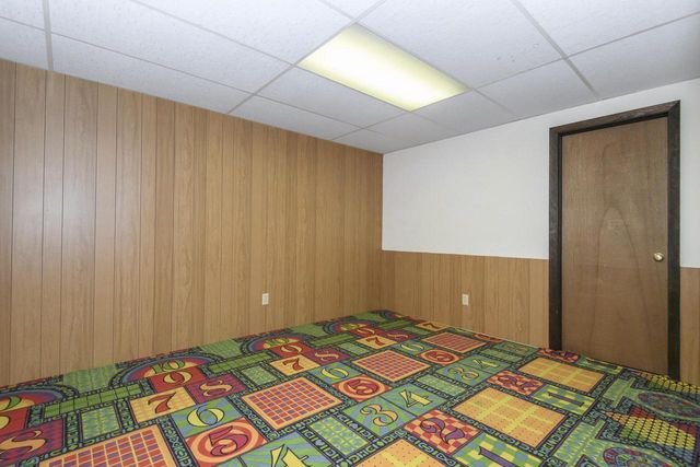 524 Park Crest DRIVE, Thiensville, WI 53092
