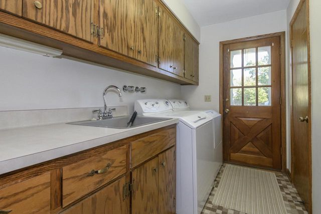 524 Park Crest DRIVE, Thiensville, WI 53092