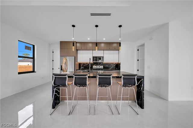 2614 44th ST W, Lehigh Acres, FL 33971