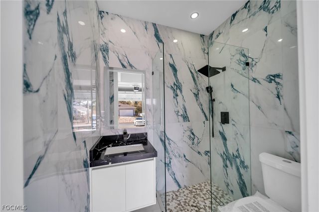 2614 44th ST W, Lehigh Acres, FL 33971