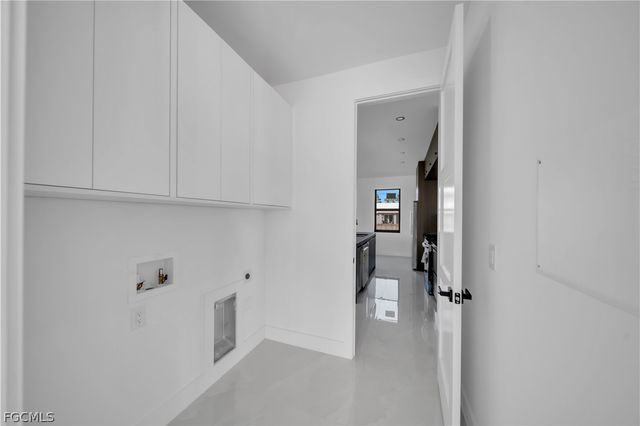 2614 44th ST W, Lehigh Acres, FL 33971