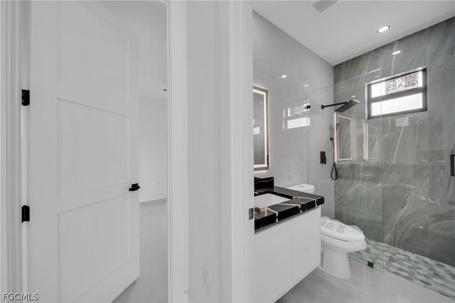 2614 44th ST W, Lehigh Acres, FL 33971