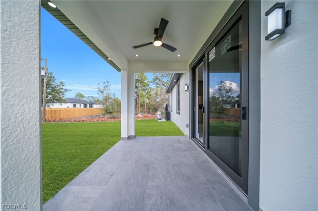 2614 44th ST W, Lehigh Acres, FL 33971