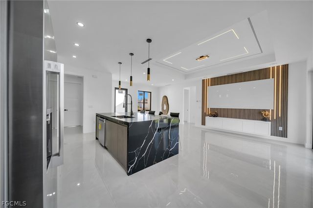 2614 44th ST W, Lehigh Acres, FL 33971