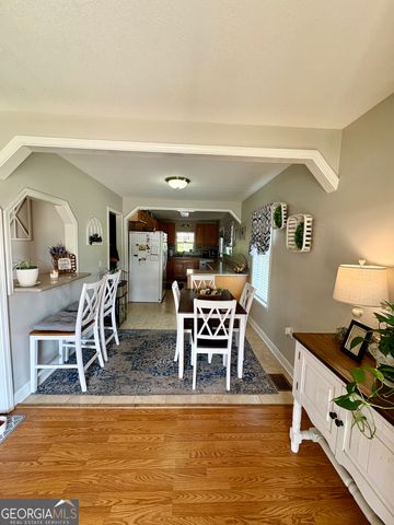 348 S Victory Drive, Lyons, GA 30436