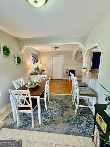 348 S Victory Drive, Lyons, GA 30436
