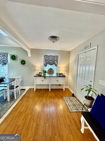 348 S Victory Drive, Lyons, GA 30436