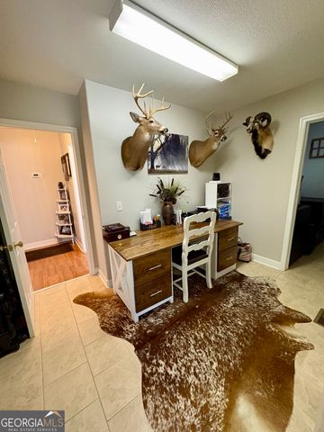 348 S Victory Drive, Lyons, GA 30436