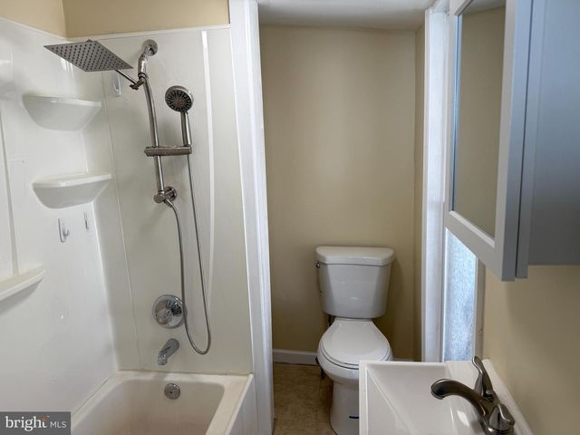 128 HARRISON AVE, Morrisville, PA 19067