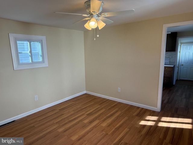 128 HARRISON AVE, Morrisville, PA 19067