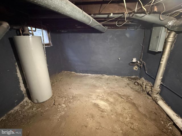 128 HARRISON AVE, Morrisville, PA 19067